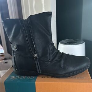 Sporto Black Ankle Boots